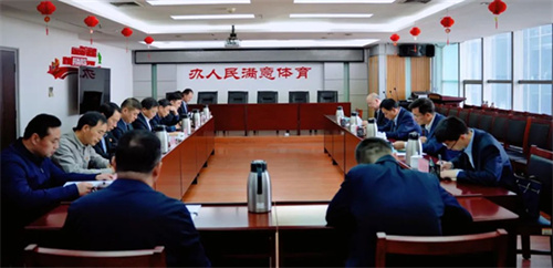 山(shān)東(dōng)省青島市(shì)人(rén)民(mín)政府副市(shì)長(cháng)趙勝村(cūn)考察調研海(hǎi)泊河(hé)體(tǐ)育公園